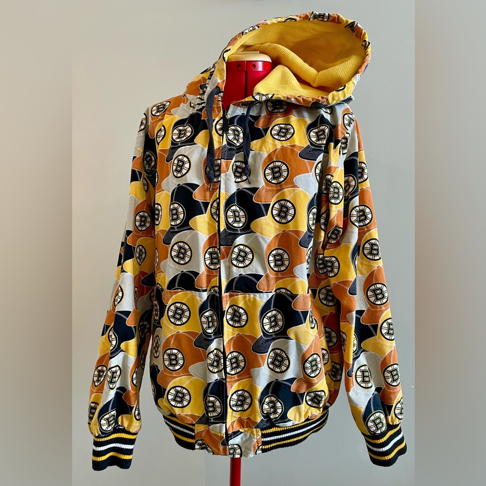 Boston Bruins NHL Licensed Hooded Jacket  Zip Up Size Med/Large